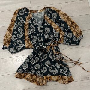 Anthropologie Black and Gold Patterned Women Shorts